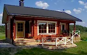 Пластиковые окна с раскладкой в дачном домике